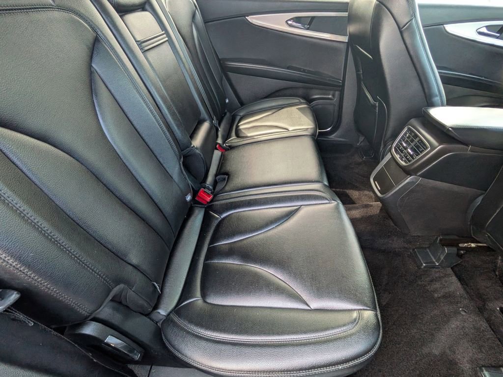 Used 2016 Lincoln MKX Premiere image 22
