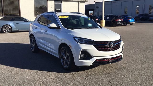 Used 2020 Buick Encore GX Essence w/ Experience Buick Package image 3