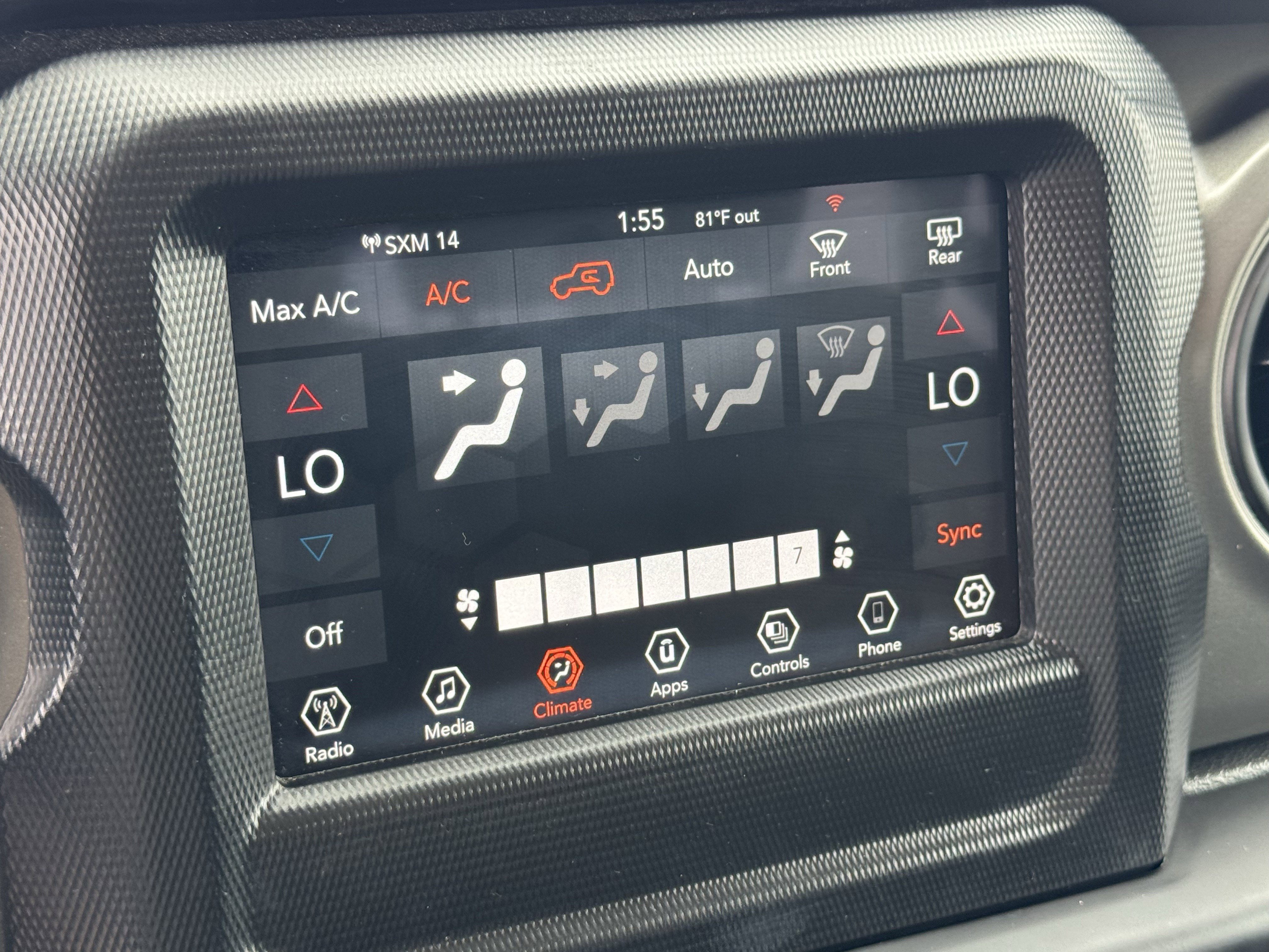 Used 2023 Jeep Wrangler Unlimited w/ Convenience Group AWD/4WD image 19