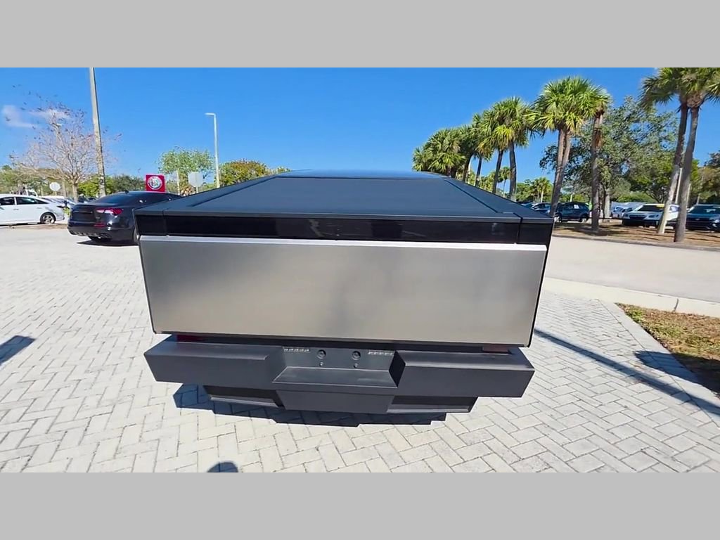 Used 2024 Tesla Cybertruck AWD Crew Cab image 52