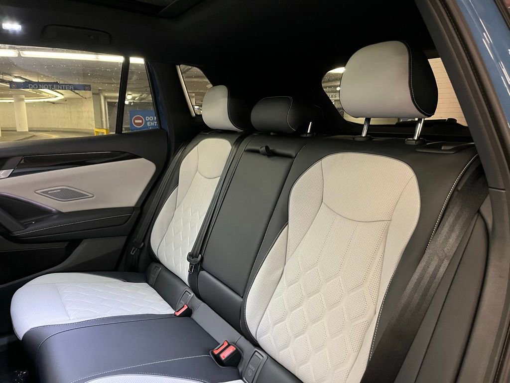 New 2026 Volkswagen Tiguan SEL R-Line image 22