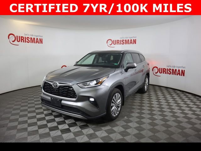 Used 2025 Toyota Highlander Platinum AWD/4WD image 2