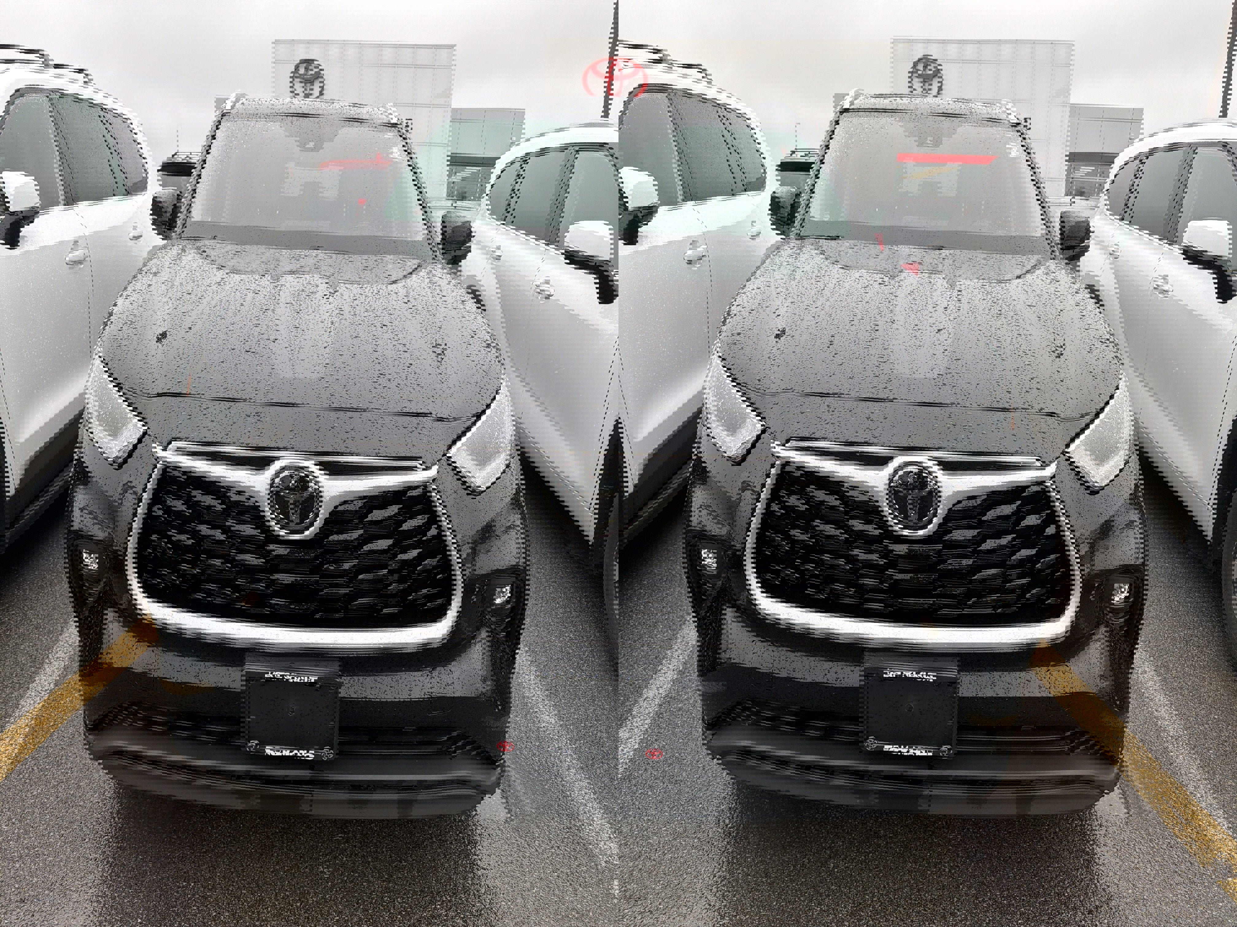 Used 2021 Toyota Highlander XLE image 3