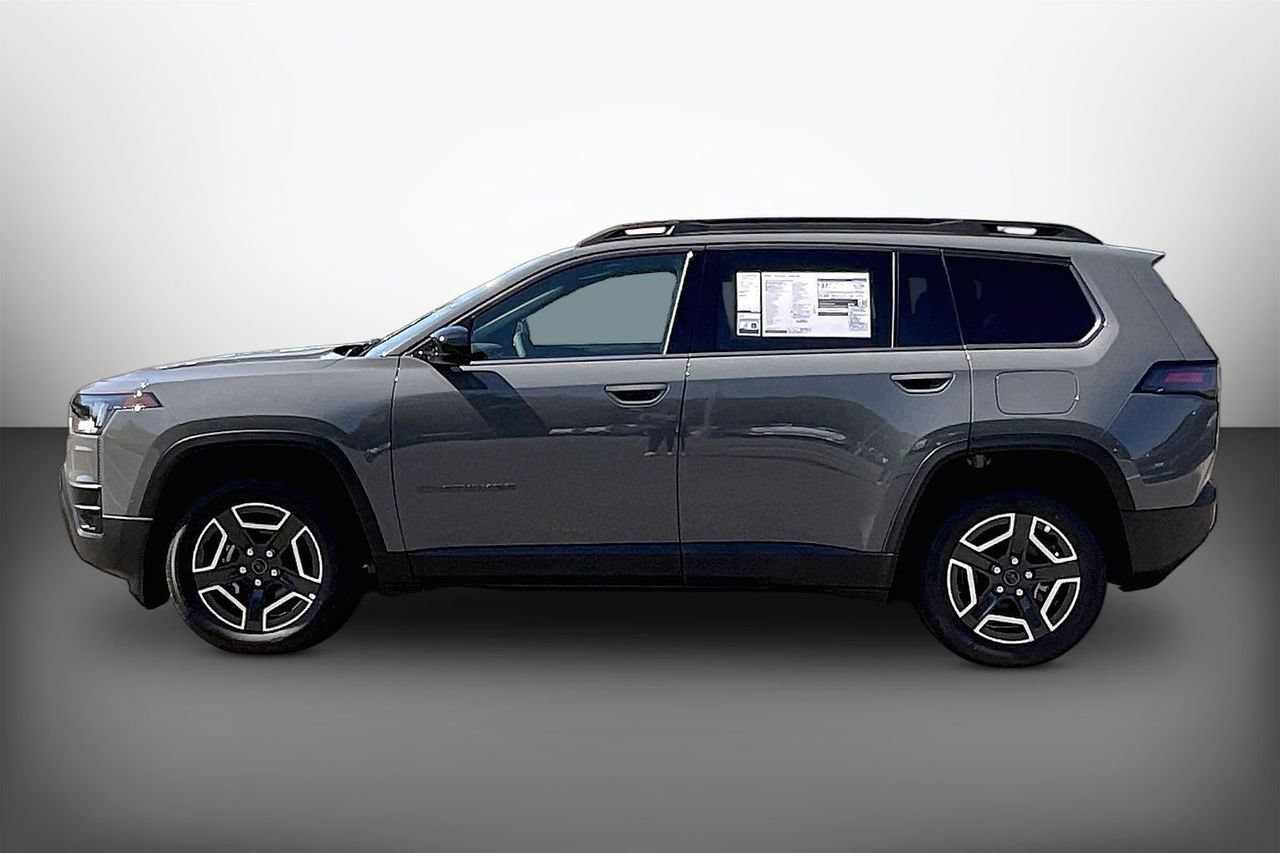 New 2026 Jeep Cherokee Laredo AWD/4WD image 5