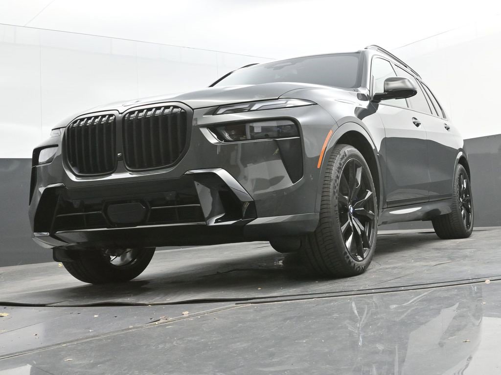 New 2026 BMW X7 xDrive40i w/ M Sport Package image 40