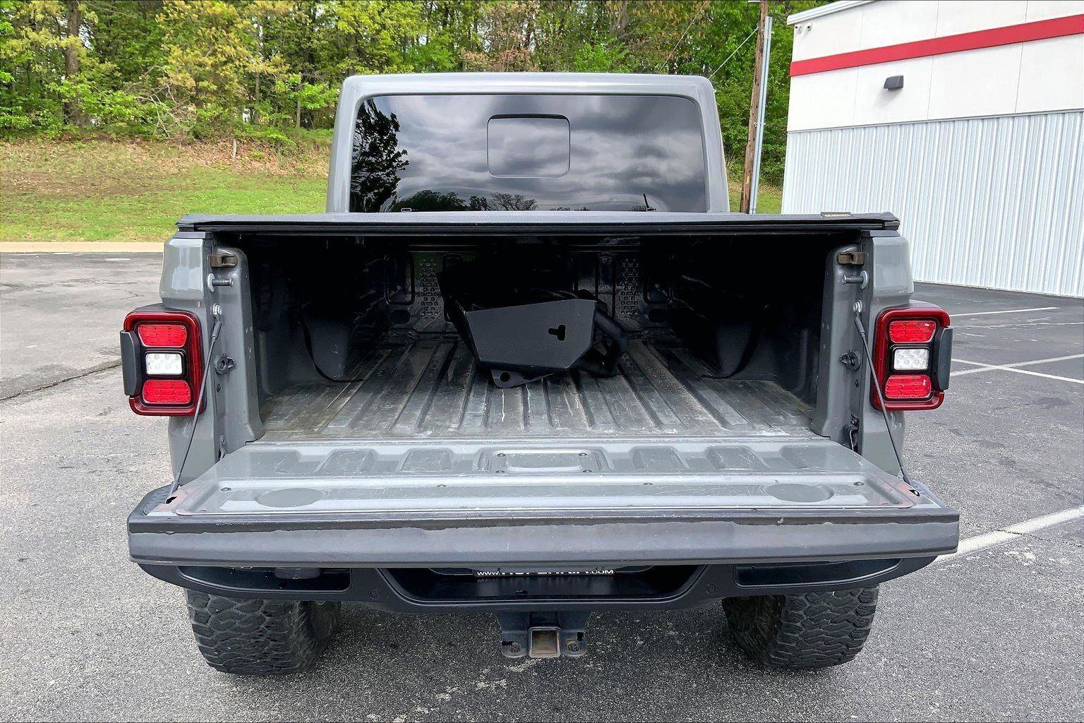Used 2020 Jeep Gladiator Sport w/ Quick Order Package 24S AWD/4WD image 26