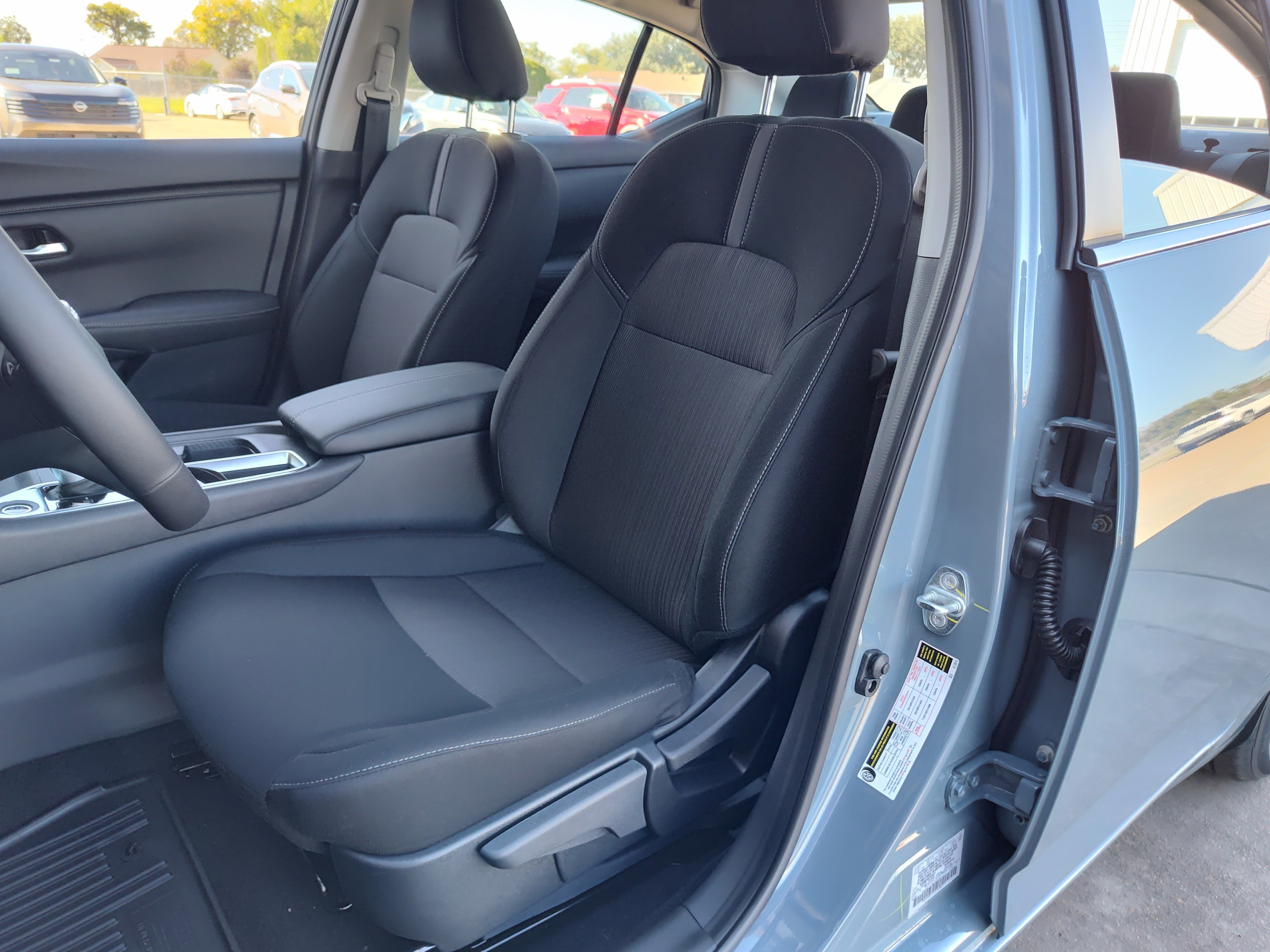 New 2025 Nissan Sentra SV w/ All-Weather Package image 6