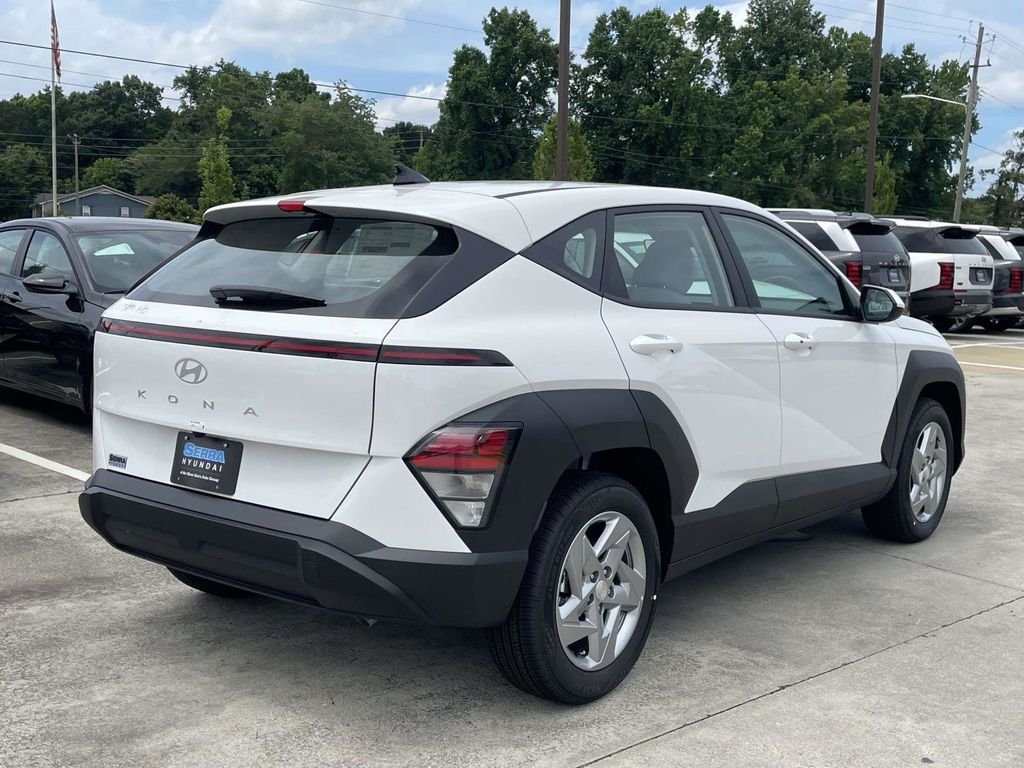 New 2026 Hyundai Kona SE FWD image 3