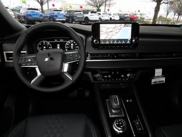 New 2025 Mitsubishi Outlander SEL Black Edition image 14