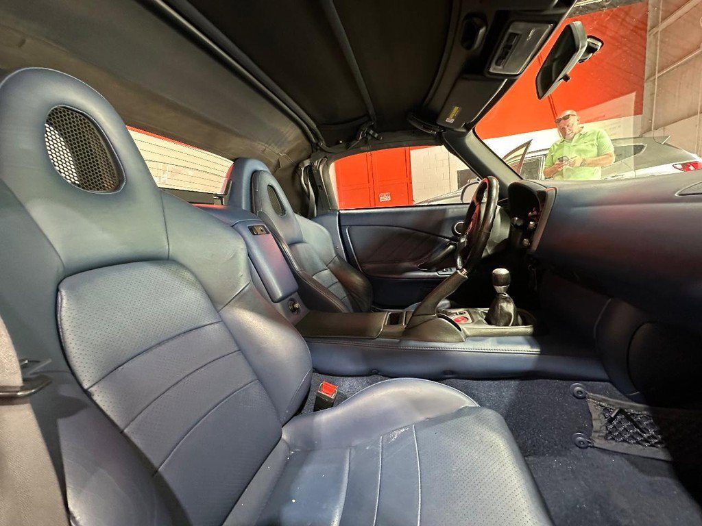 Used 2002 Honda S2000 image 19