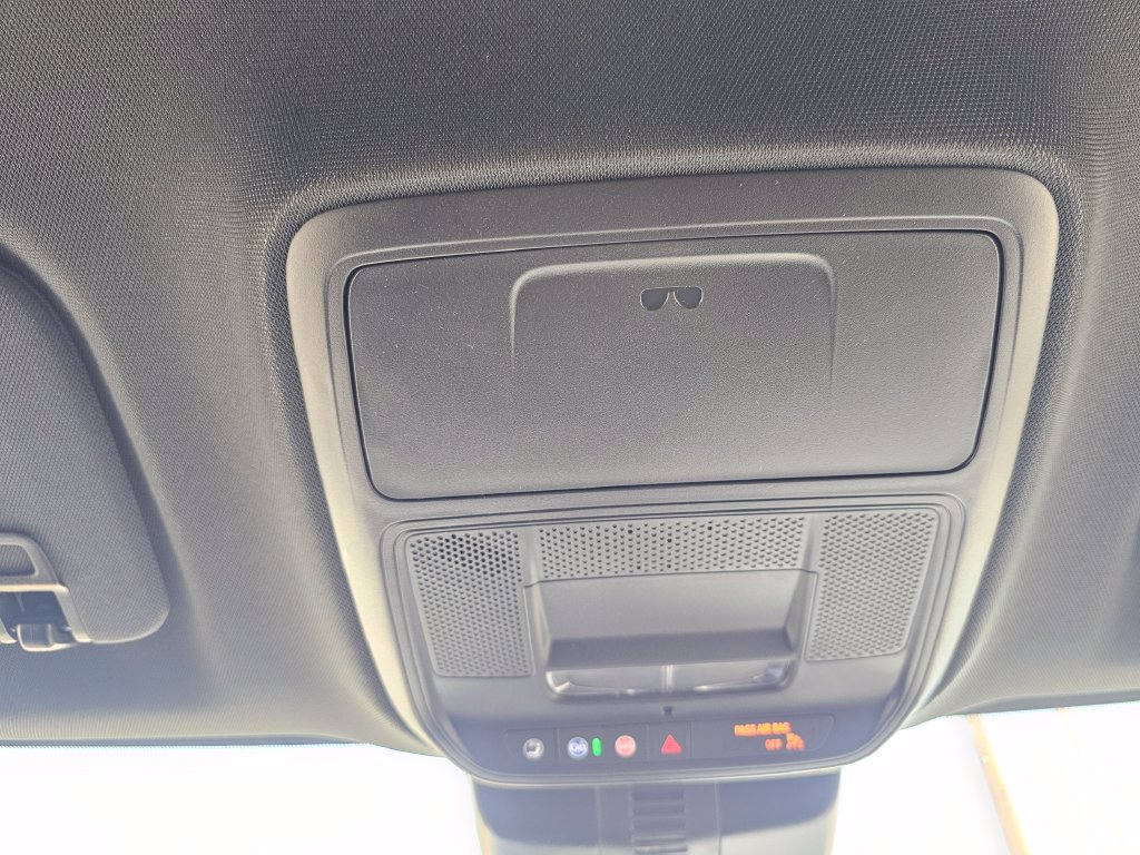 New 2026 Chevrolet Traverse LT w/ Enhanced Driving Package FWD image 21