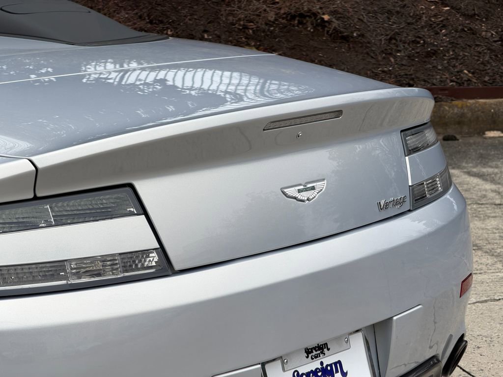 Used 2011 Aston Martin V8 Vantage N420 image 8