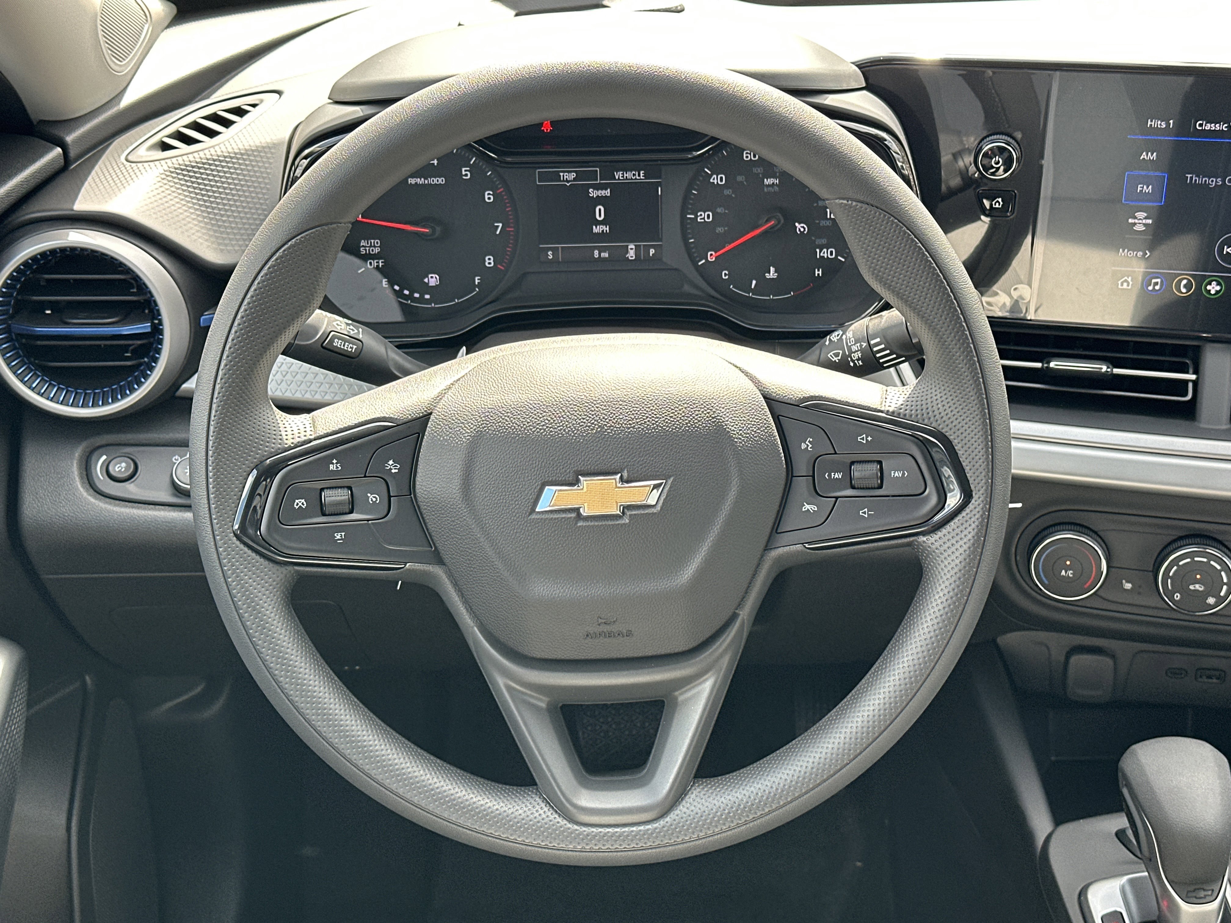 New 2026 Chevrolet Trax LS w/ LS Convenience Package FWD image 25