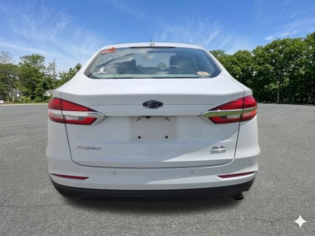 Used 2019 Ford Fusion SEL FWD image 7