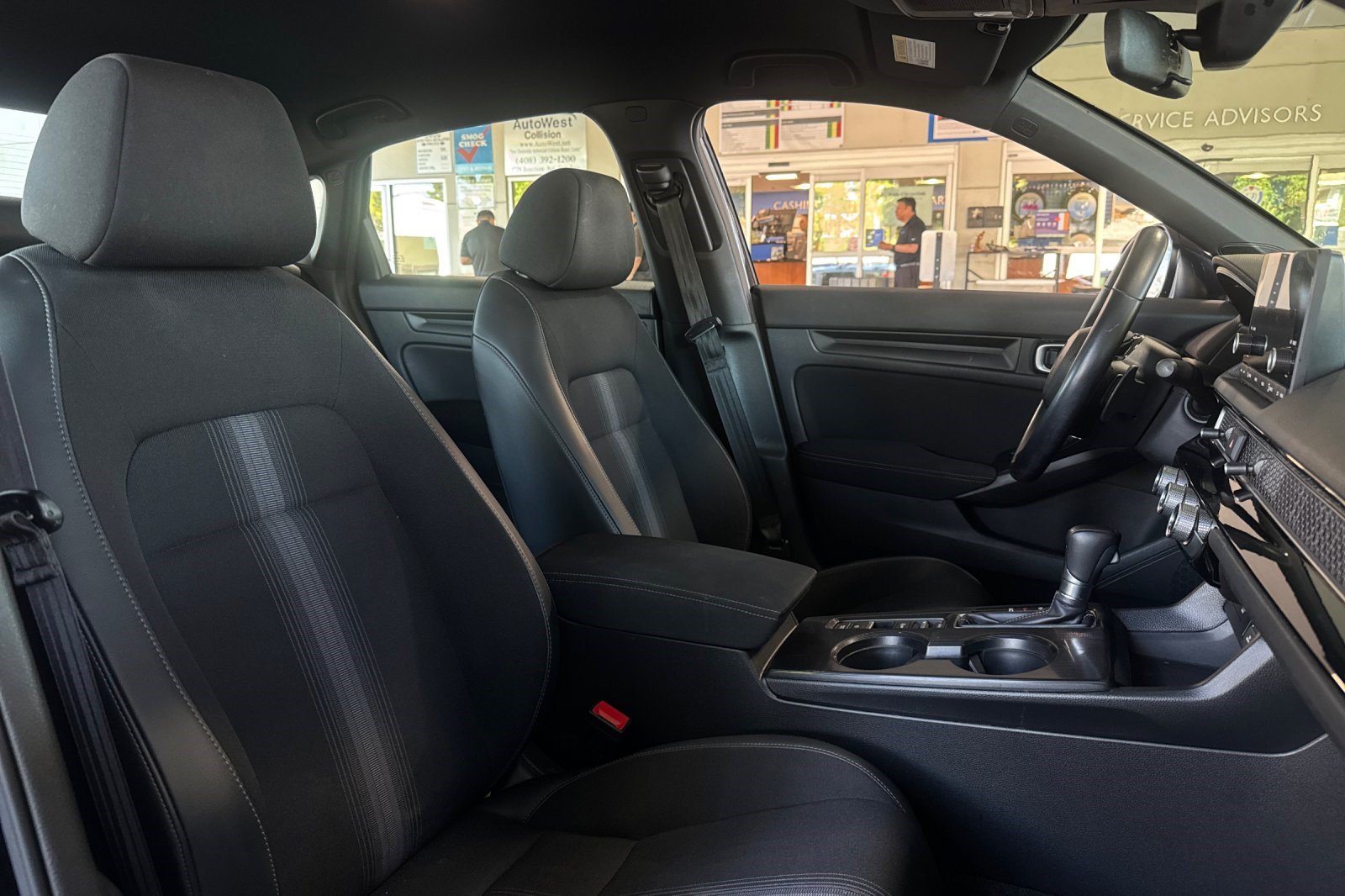 Used 2023 Honda Civic Sport image 27
