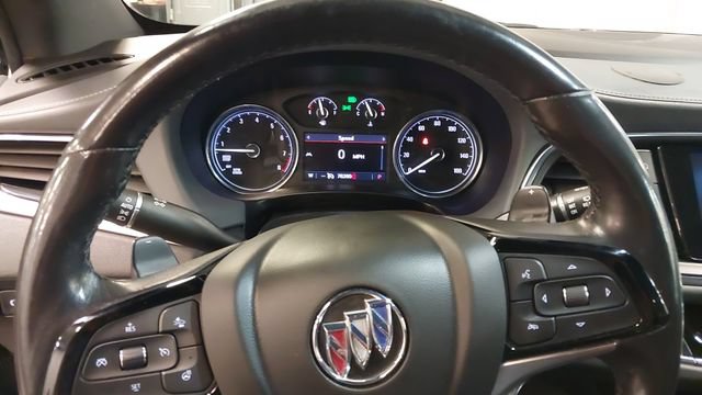 Used 2022 Buick Enclave Essence FWD image 27
