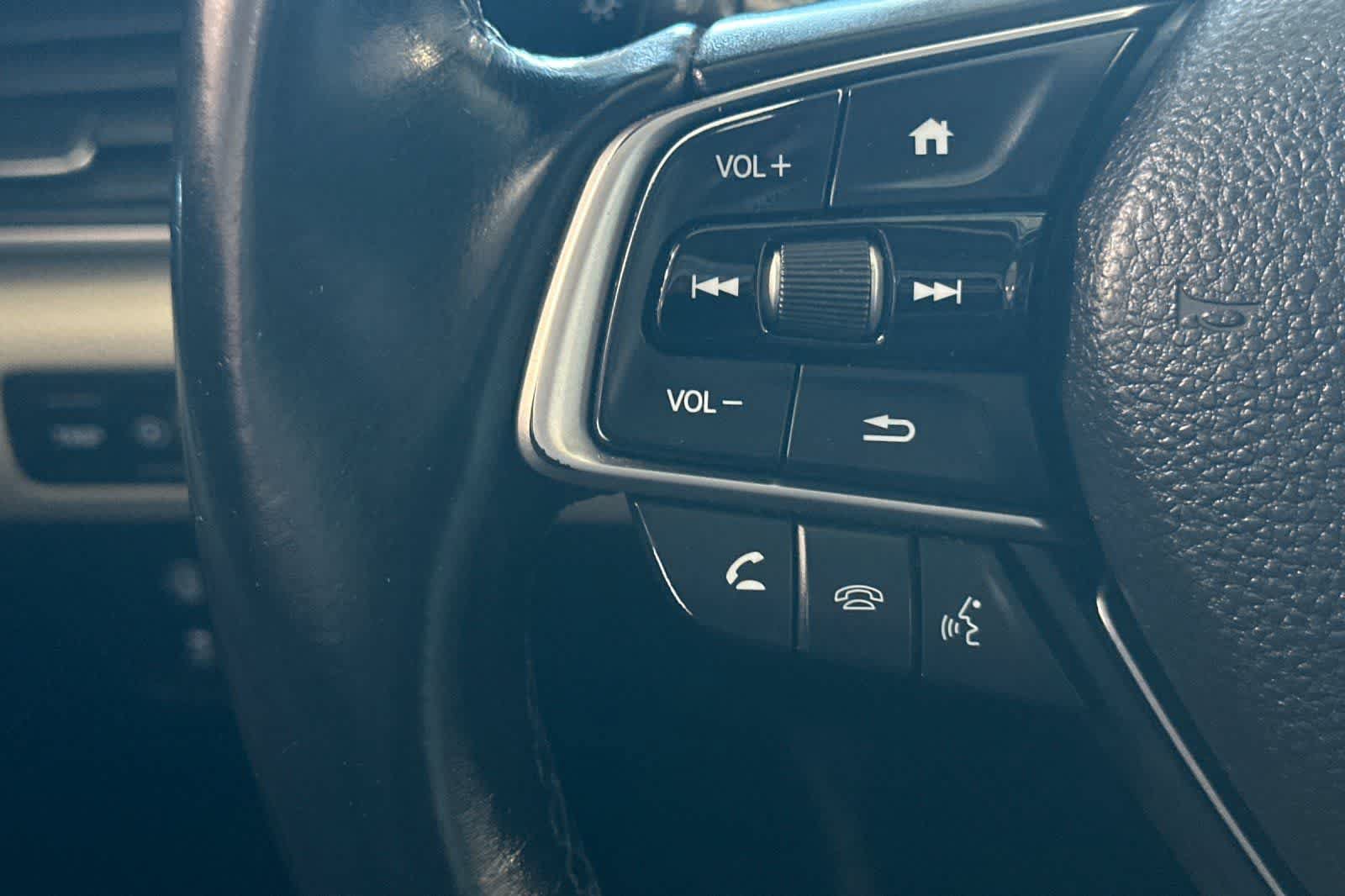 Used 2018 Honda Accord EX-L image 30