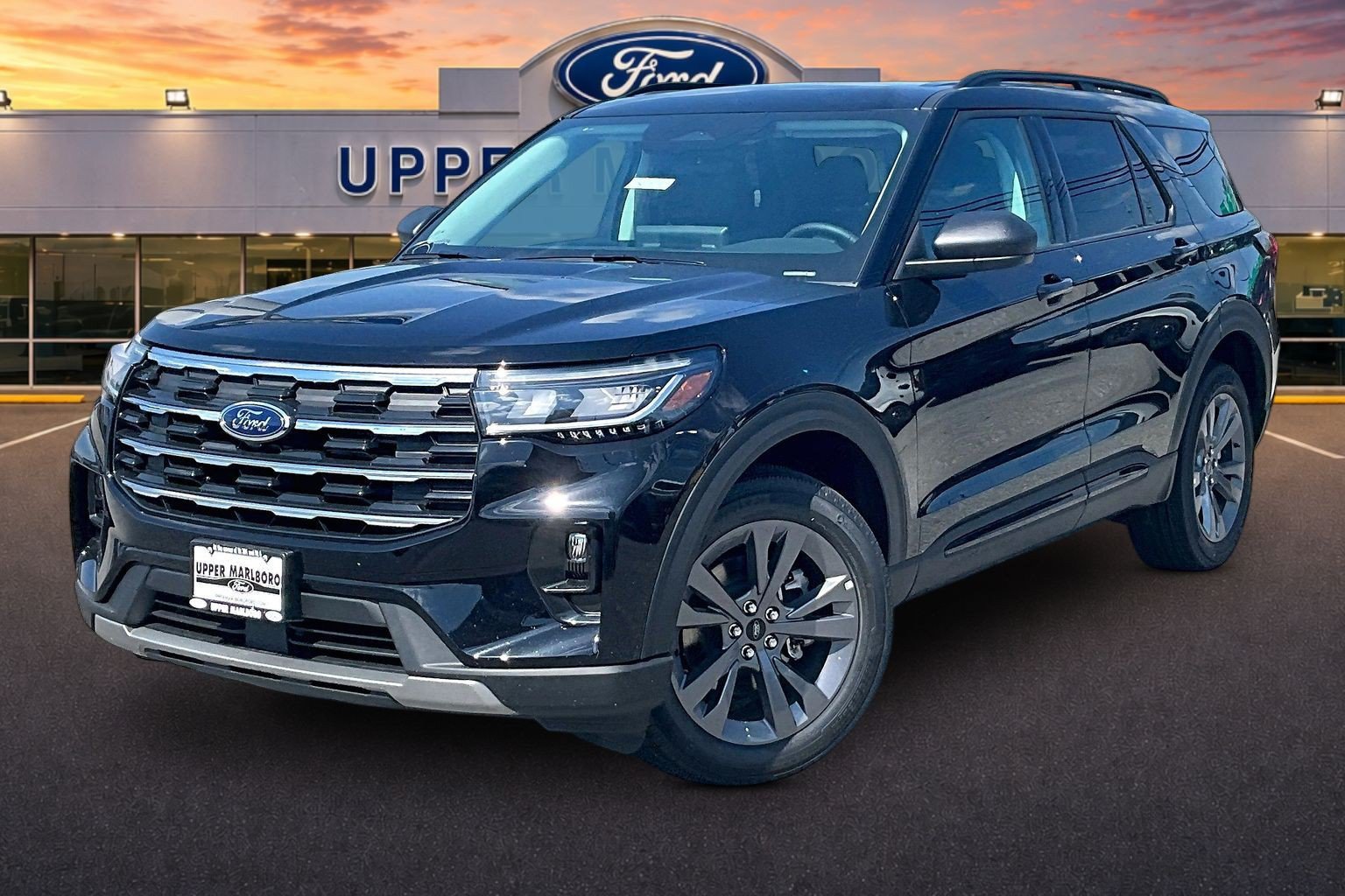 New 2026 Ford Explorer Active w/ Active Comfort Package AWD/4WD image 2