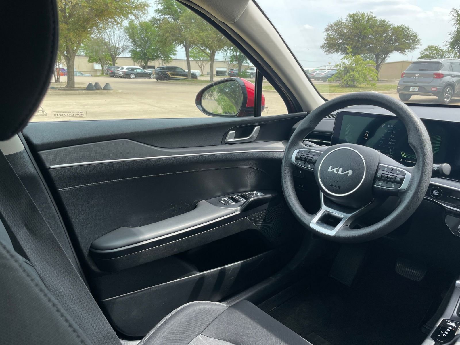 Used 2025 Kia K5 LXS image 37