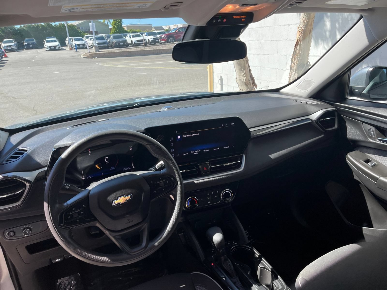 Used 2025 Chevrolet TrailBlazer LT FWD image 34