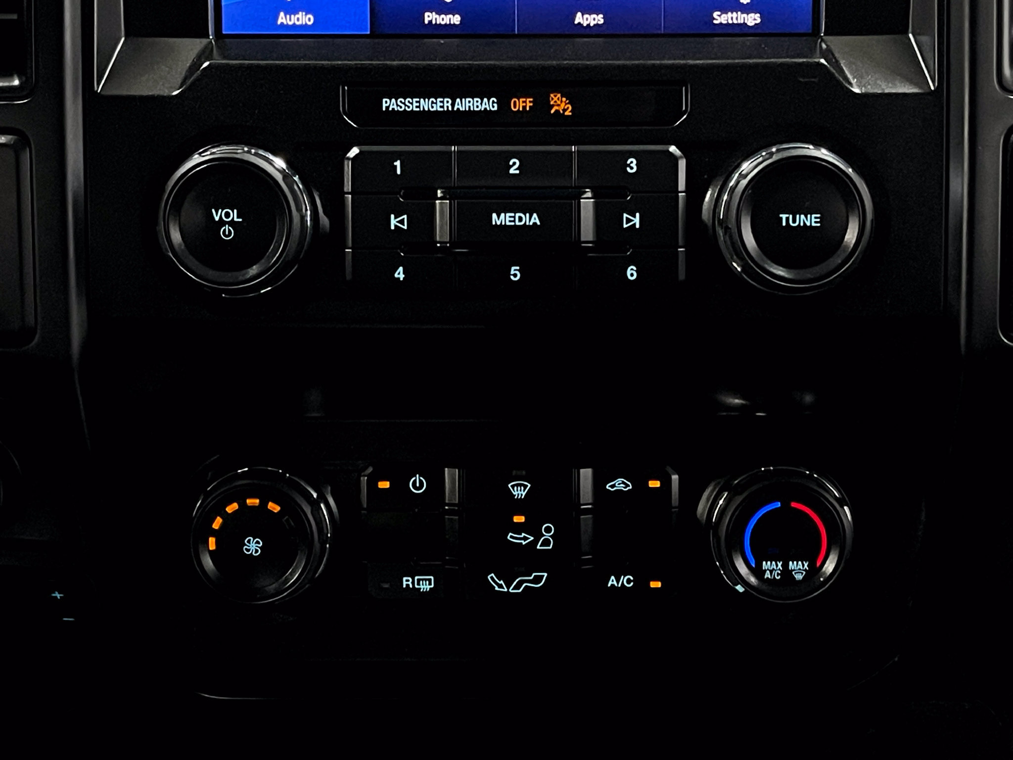 Used 2020 Ford F150 XL w/ Equipment Group 101A Mid AWD/4WD image 23