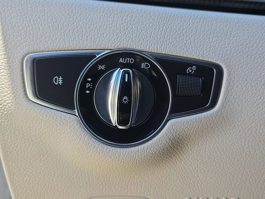 Used 2018 Mercedes-Benz E 400 Coupe image 29