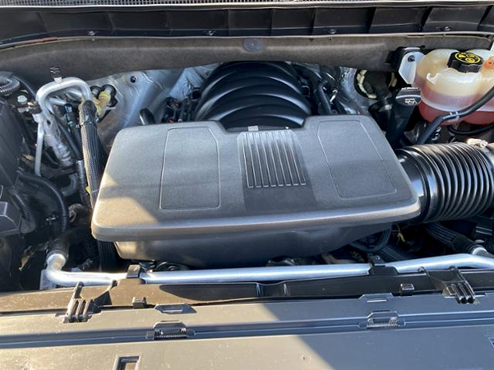 Used 2022 Chevrolet Tahoe High Country AWD/4WD image 14