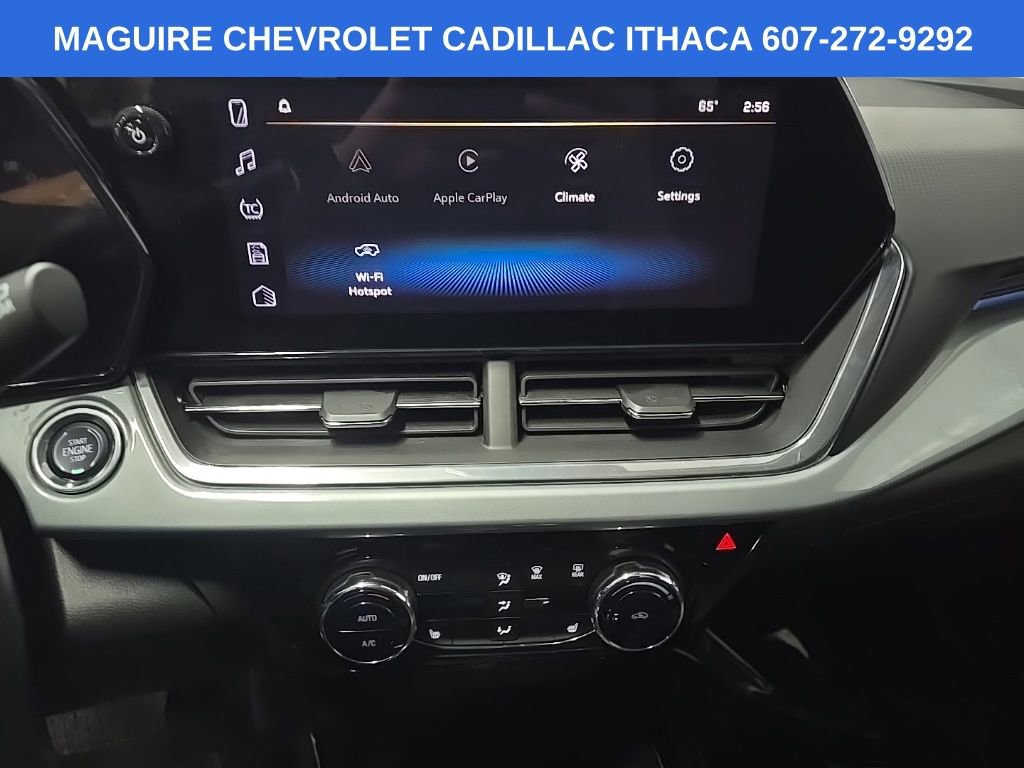 Used 2024 Chevrolet Trax LT w/ LT Convenience Package FWD image 24