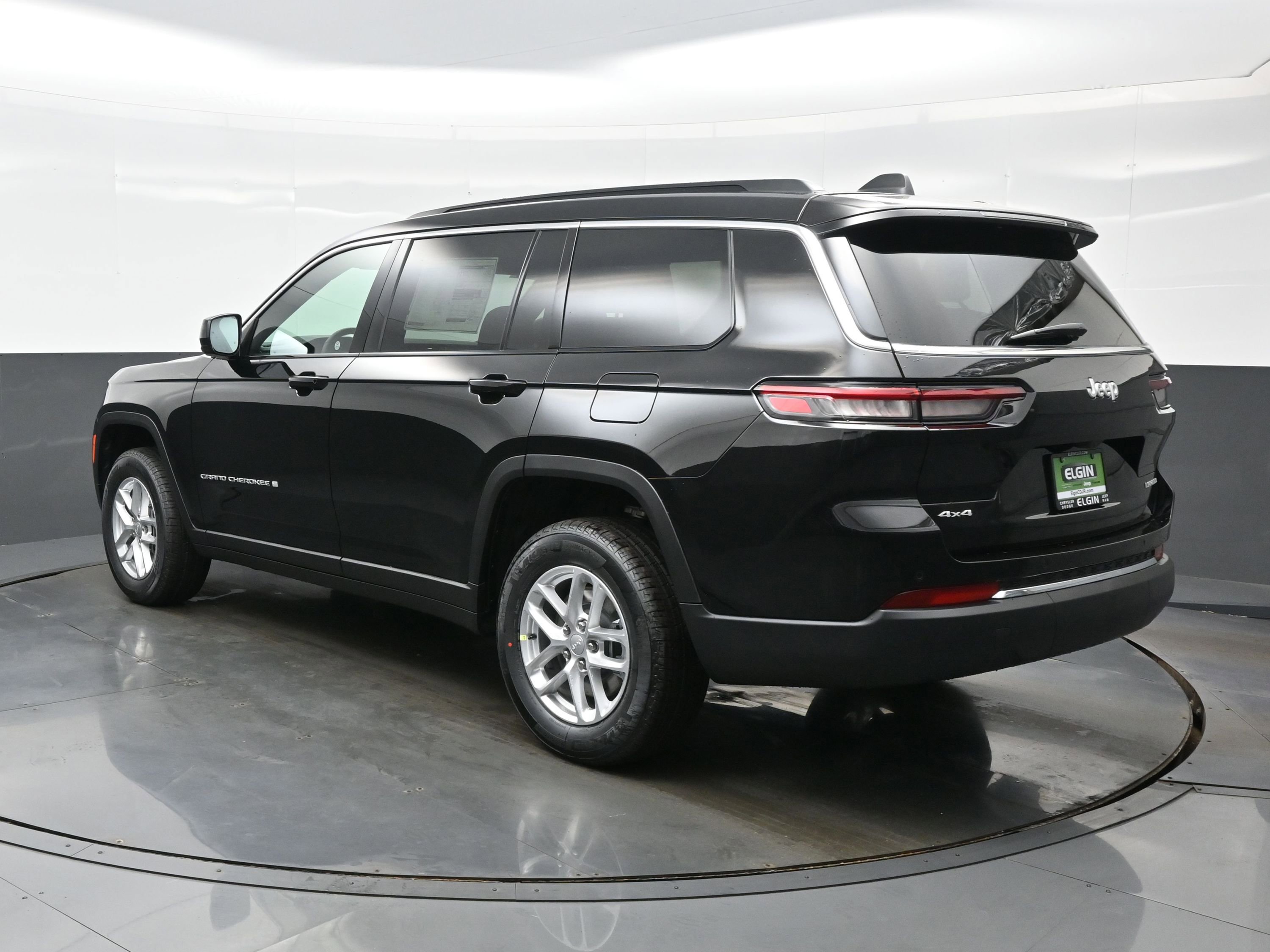 New 2026 Jeep Grand Cherokee L 4WD image 4