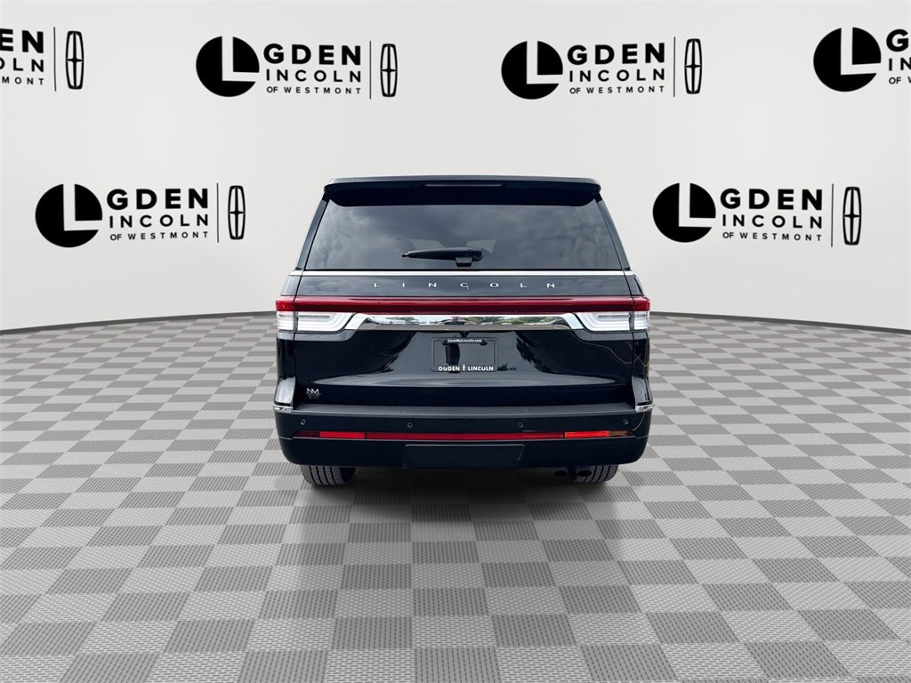 Used 2024 Lincoln Navigator Reserve image 7