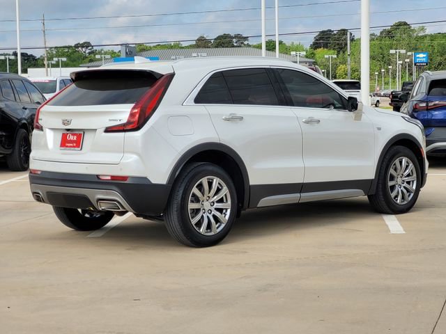 Used 2021 Cadillac XT4 Premium Luxury w/ Cold Weather Package image 4
