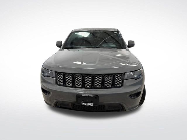 Used 2022 Jeep Grand Cherokee Laredo X image 11