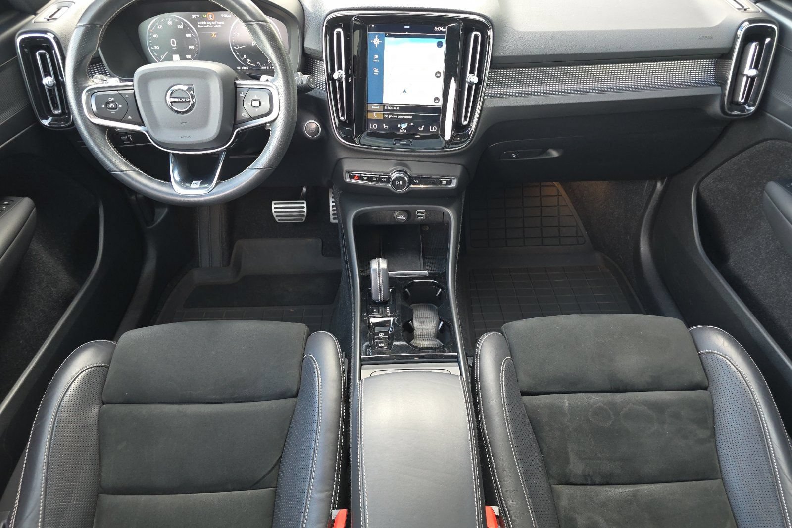 Used 2020 Volvo XC40 T5 R-Design w/ Protection Package AWD/4WD image 14