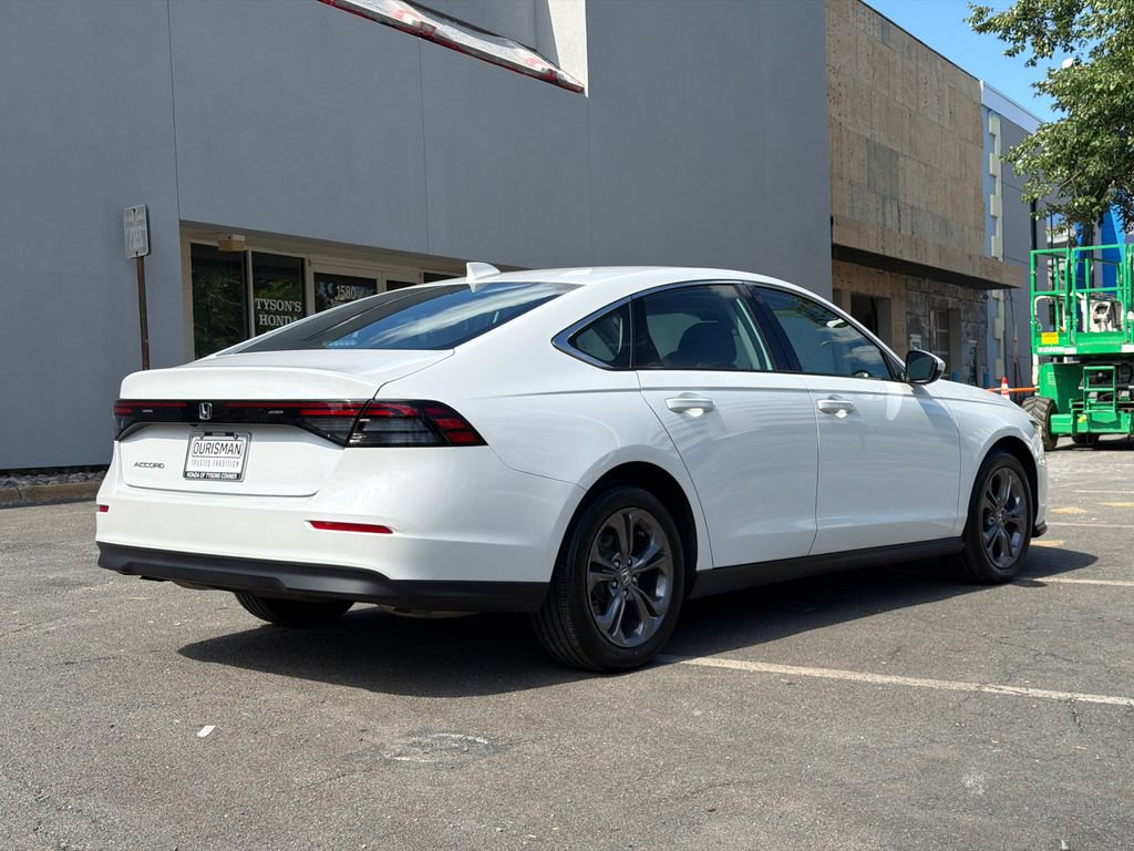 Used 2023 Honda Accord EX image 4