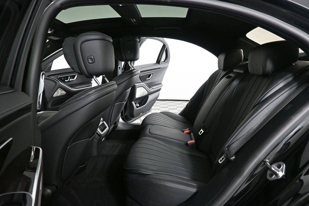 Certified 2023 Mercedes-Benz S 500 4MATIC image 17
