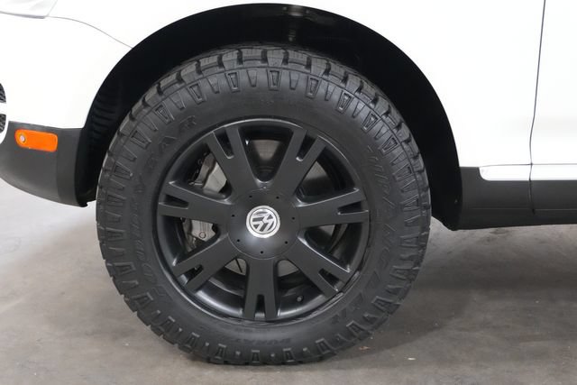 Used 2006 Volkswagen Touareg V10 TDI AWD/4WD image 17