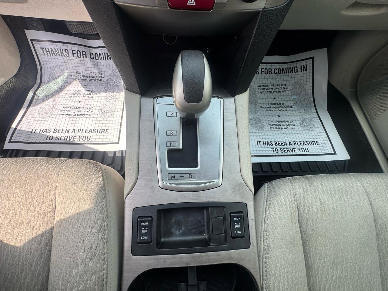 Used 2011 Subaru Outback 2.5i Premium AWD/4WD image 16