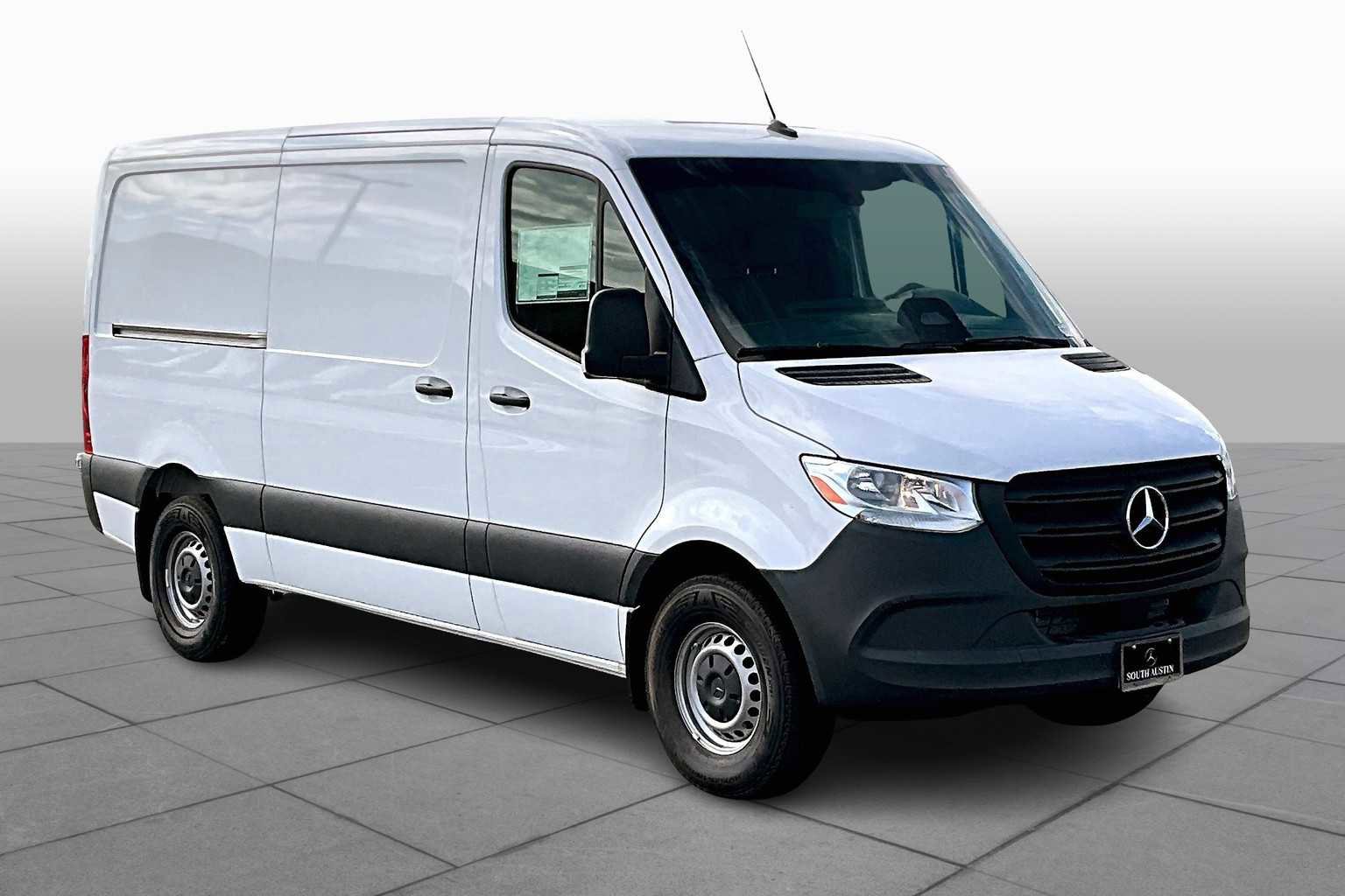New 2025 Mercedes-Benz Sprinter 2500 image 2