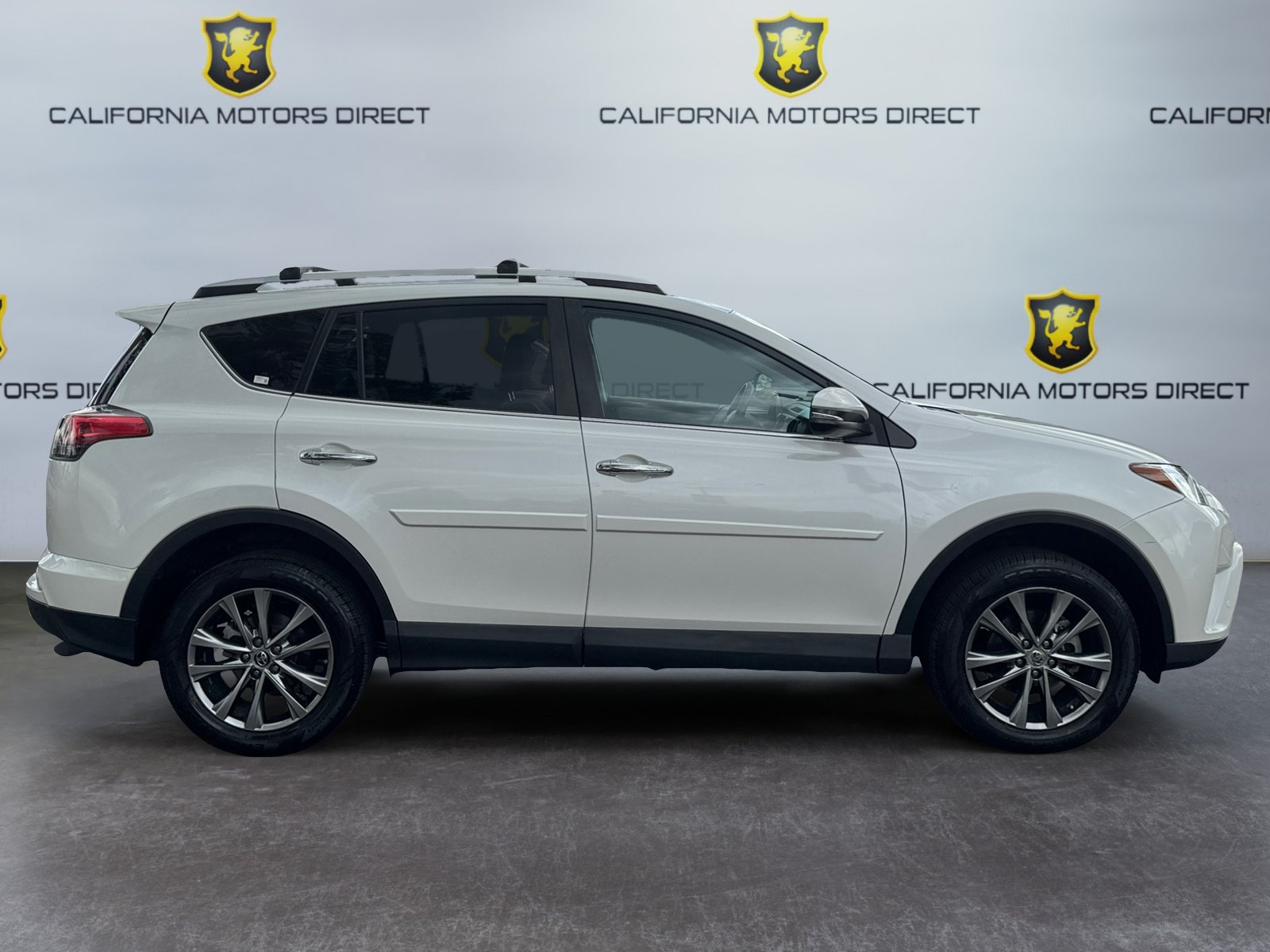 Used 2016 Toyota RAV4 Limited FWD image 6