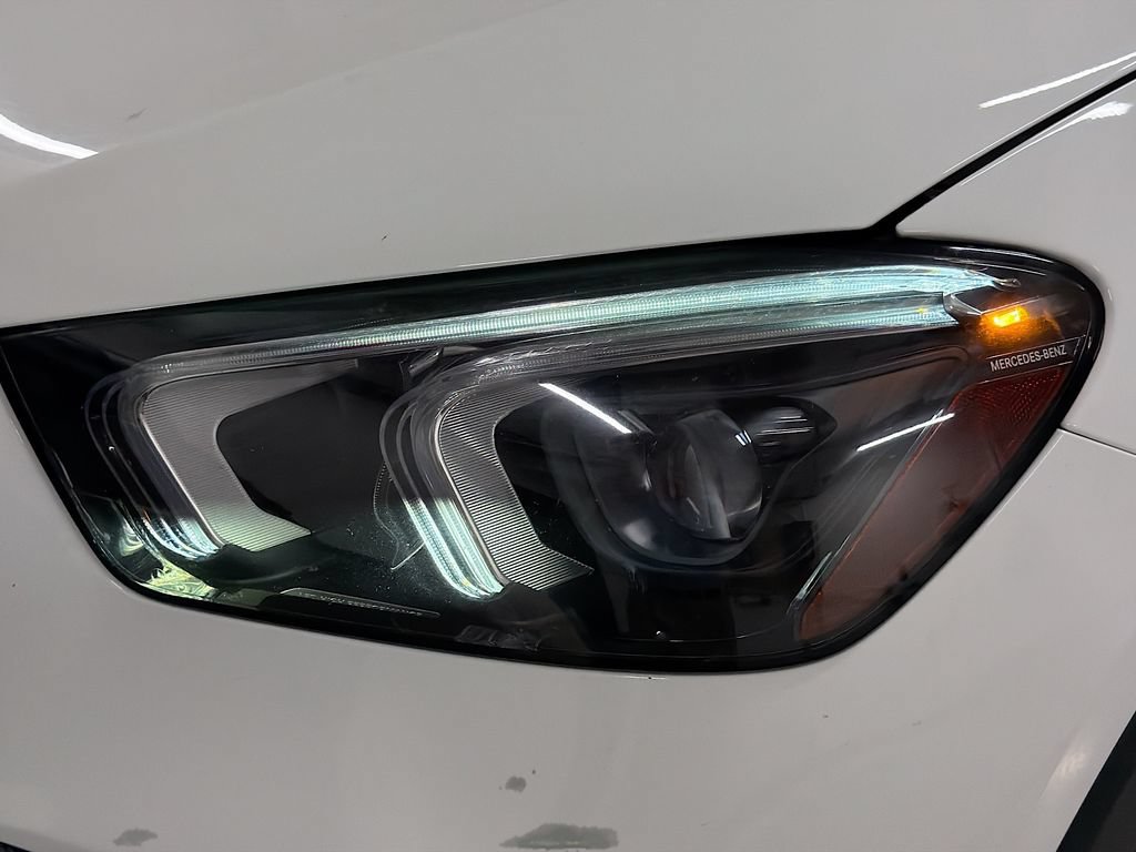 Certified 2020 Mercedes-Benz GLE 450 4MATIC w/ Premium Package image 33