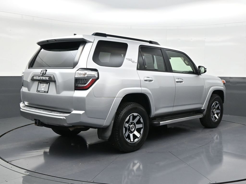 Used 2020 Toyota 4Runner TRD Off-Road Premium w/ Moonroof Package AWD/4WD image 5