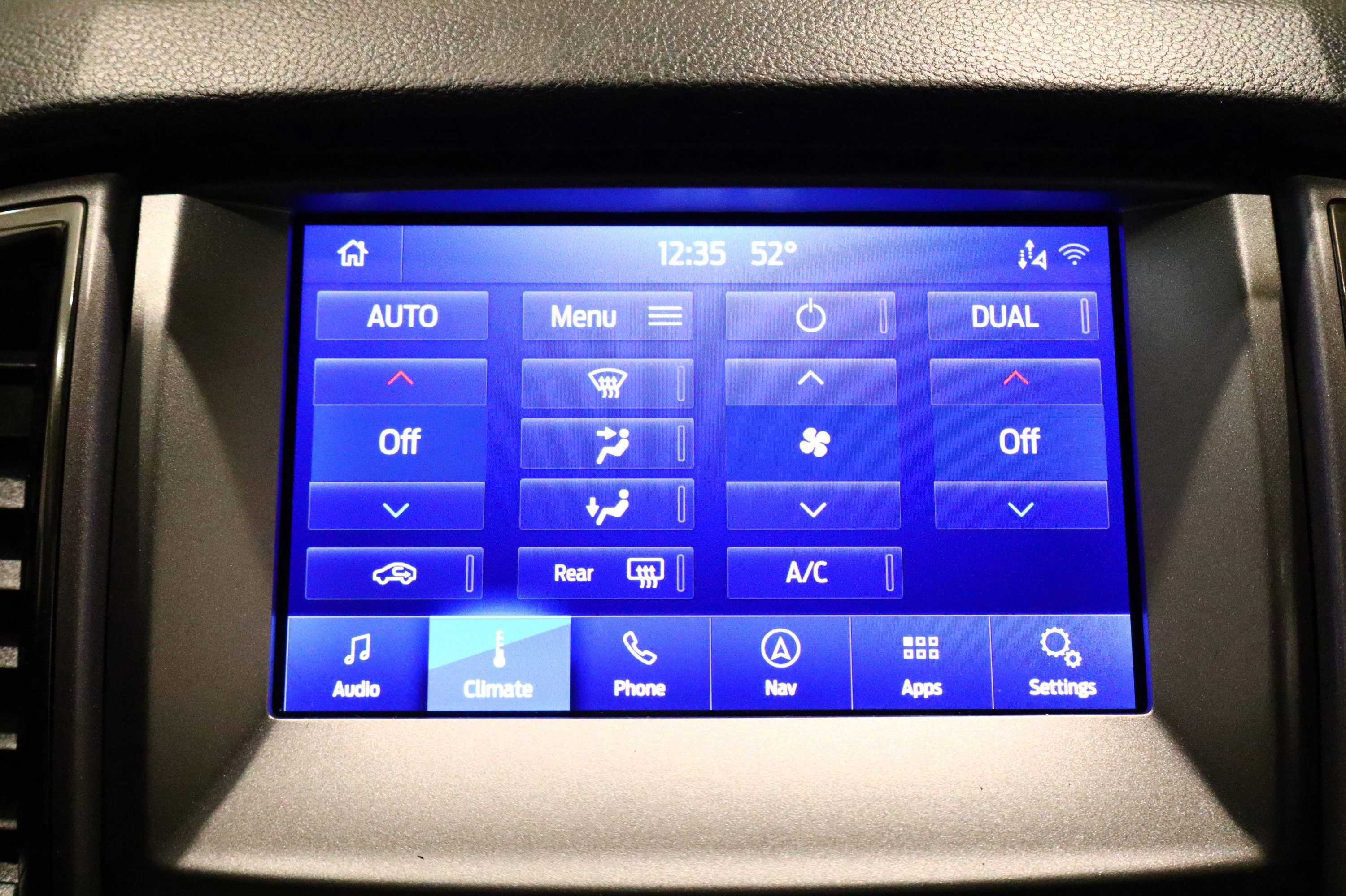 Used 2023 Ford Ranger XLT w/ Equipment Group 302A High image 29