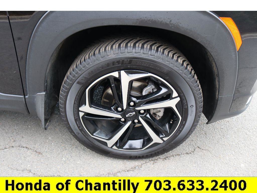 Used 2022 Chevrolet TrailBlazer RS w/ Technology Package image 28
