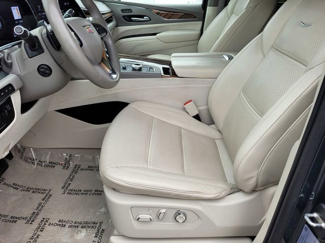 Certified 2021 Cadillac Escalade Sport Platinum w/ LPO, ONYX Package image 17