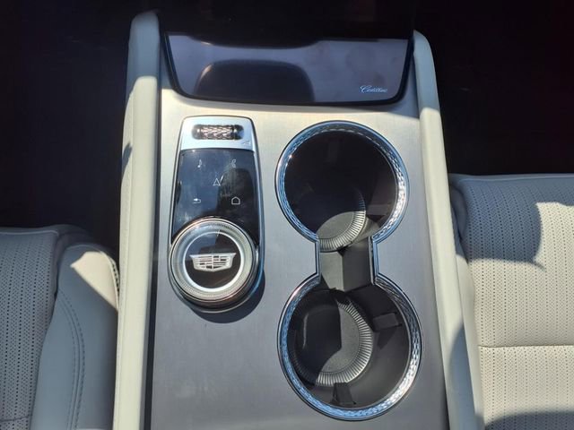 New 2026 Cadillac Vistiq Luxury image 17