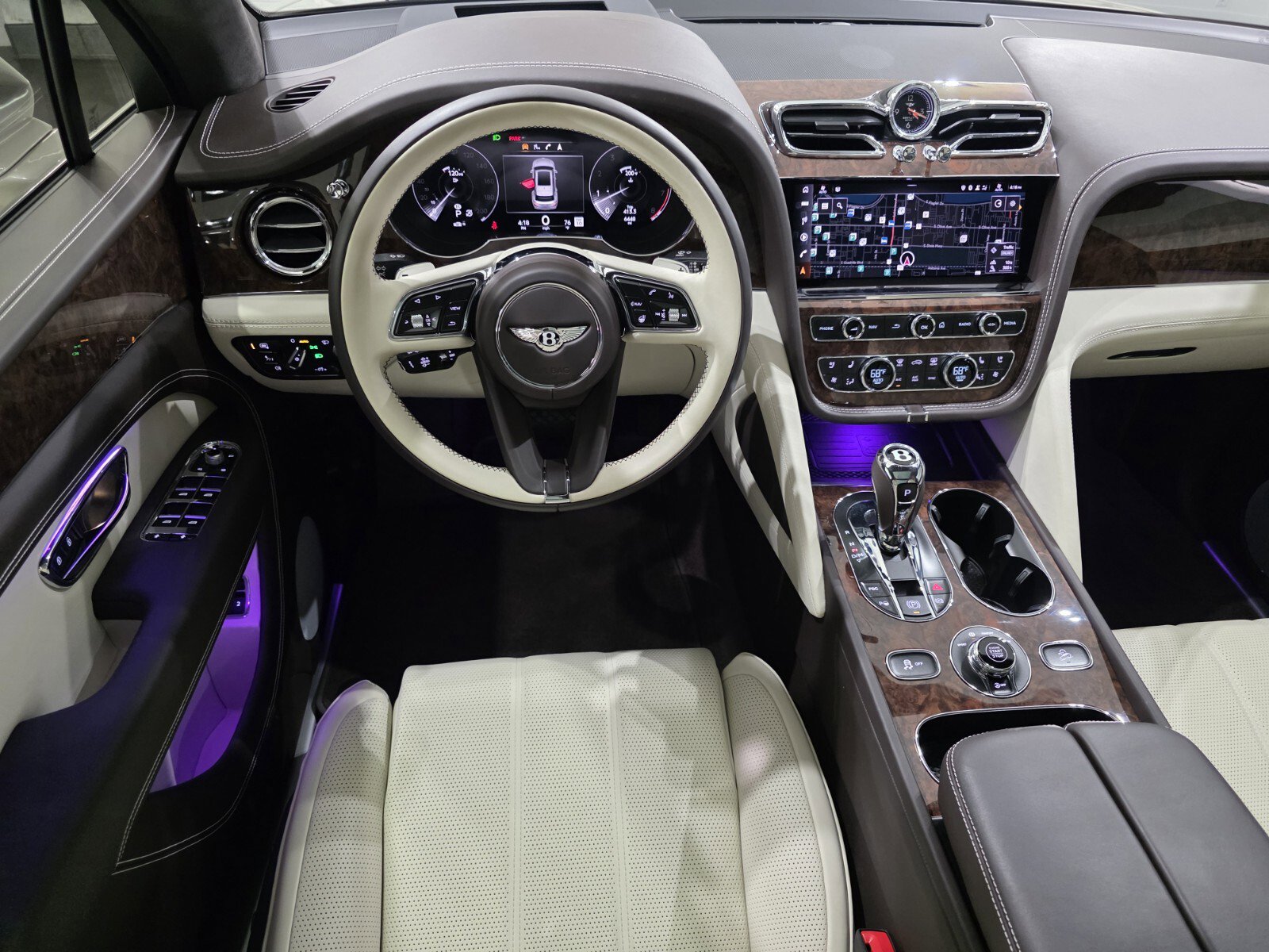 Used 2023 Bentley Bentayga image 10