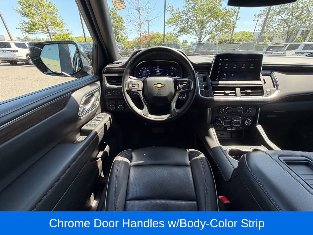 Used 2024 Chevrolet Suburban Premier image 19