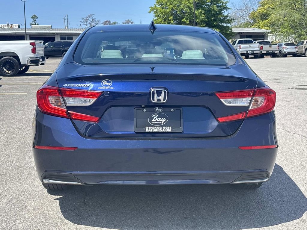 Used 2018 Honda Accord LX image 4