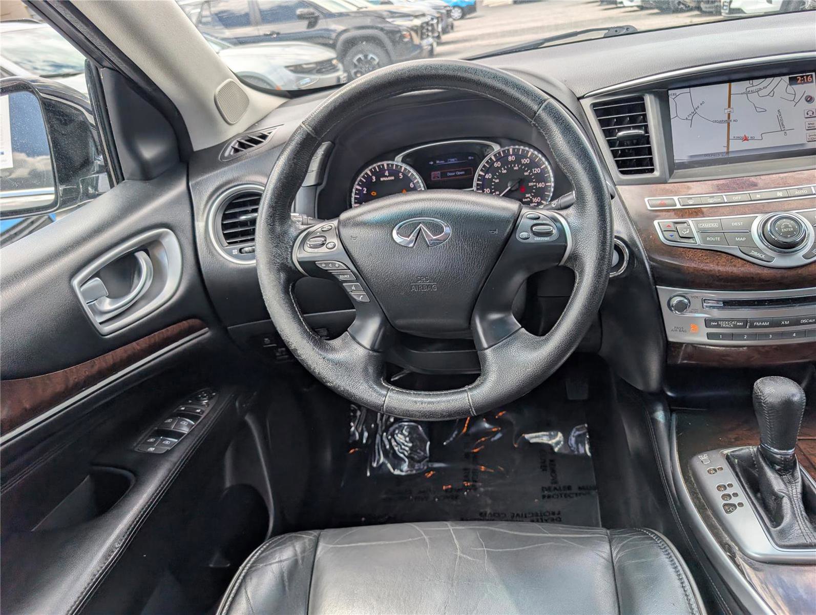 Used 2013 INFINITI JX35 AWD w/ Premium Pkg image 18