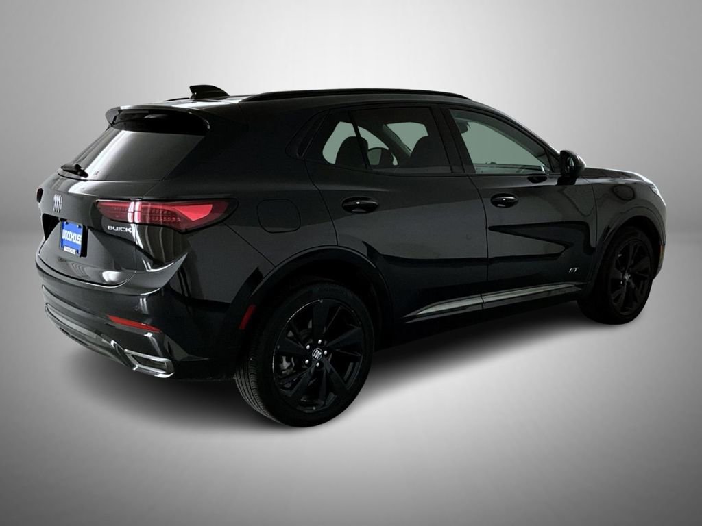 Used 2024 Buick Envision Sport Touring image 5
